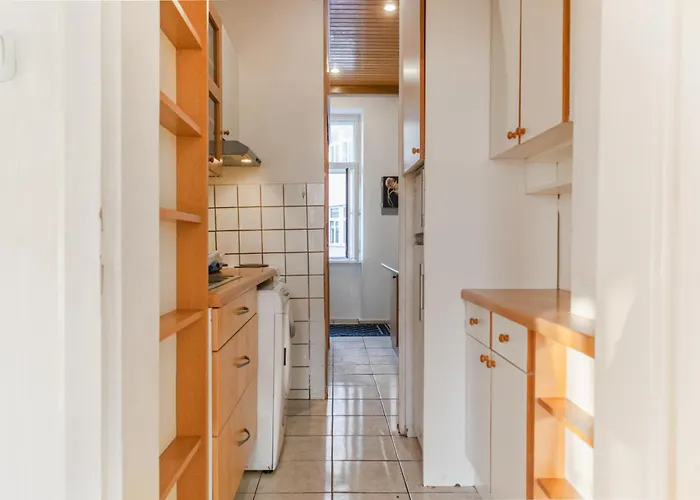 Basic 2br Millennium Tower Long * Βιέννη